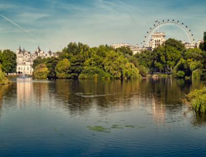 Book a hotel near St James Park